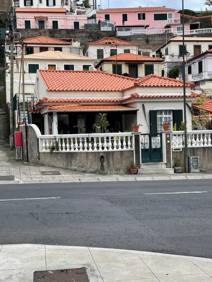 Home & Flower - Private Bedrooms Funchal Екстер'єр фото