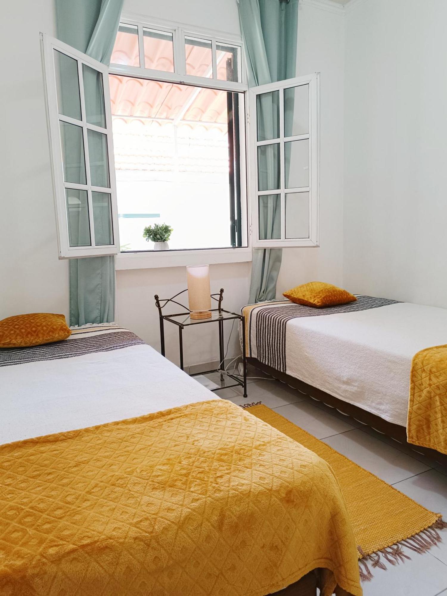 Home & Flower - Private Bedrooms Funchal Екстер'єр фото